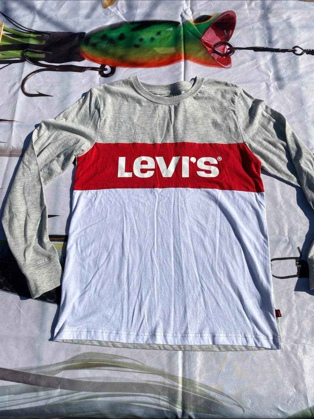 Levi's Kid's XL (13-15 YOld) Long Sleeve Colorblock Graphic Tee - Gray/Red/White